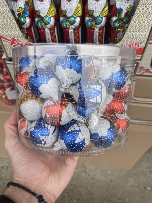 Новорічні шоколадні гірлянди шарики 750г (50 шт)