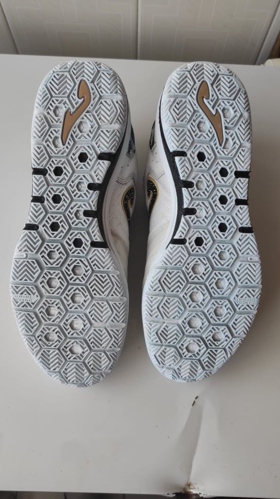 Sapatilhas futsal Joma