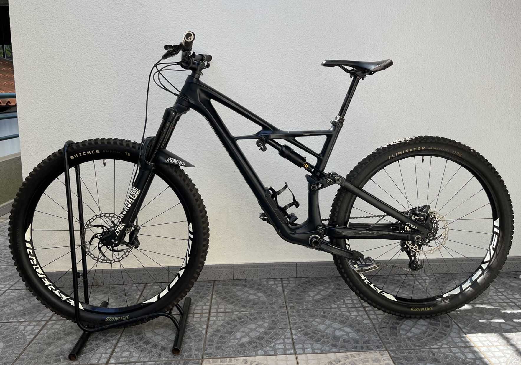 2018 Specialized Enduro Elite Carbon 29/6Fattie - Tamanho L