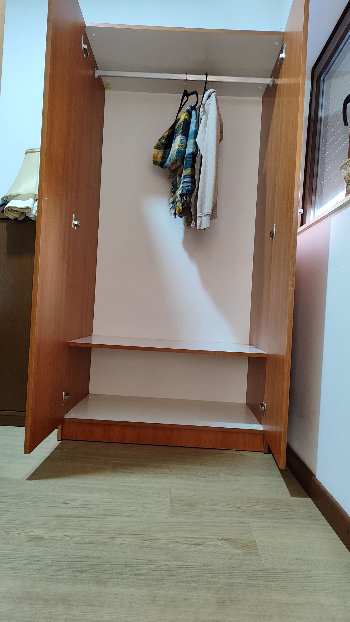 Vendo guarda roupa
