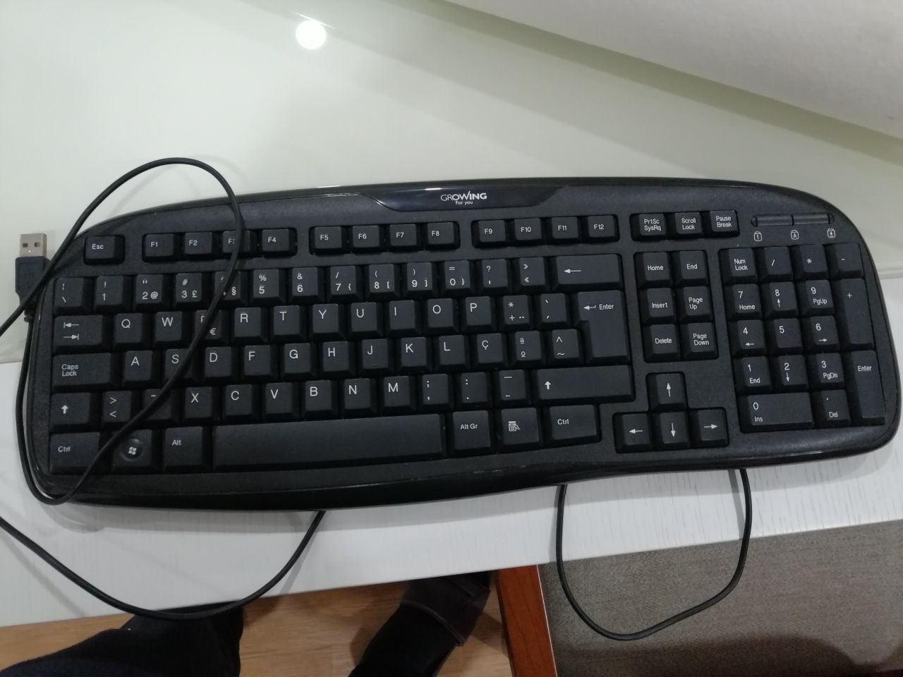 Ecrã computador+teclado +colunas