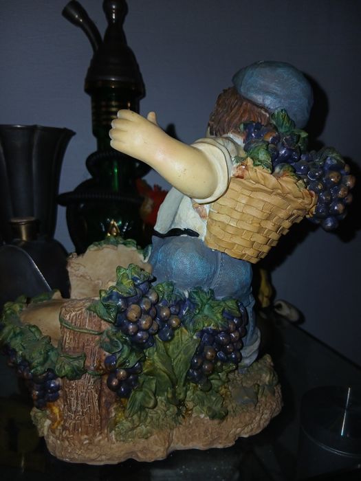 Декоративна підставка під вино/олію23×16×11см полікамінь Швеція