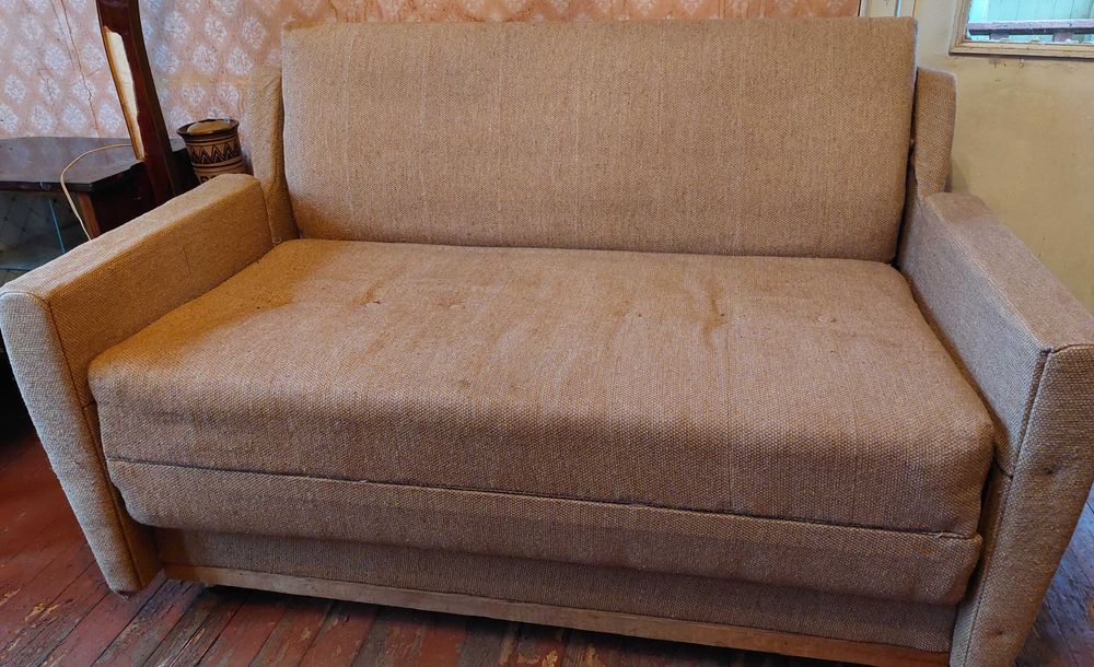 Диван розкладний плюс крісло 2 шт (кресло)
