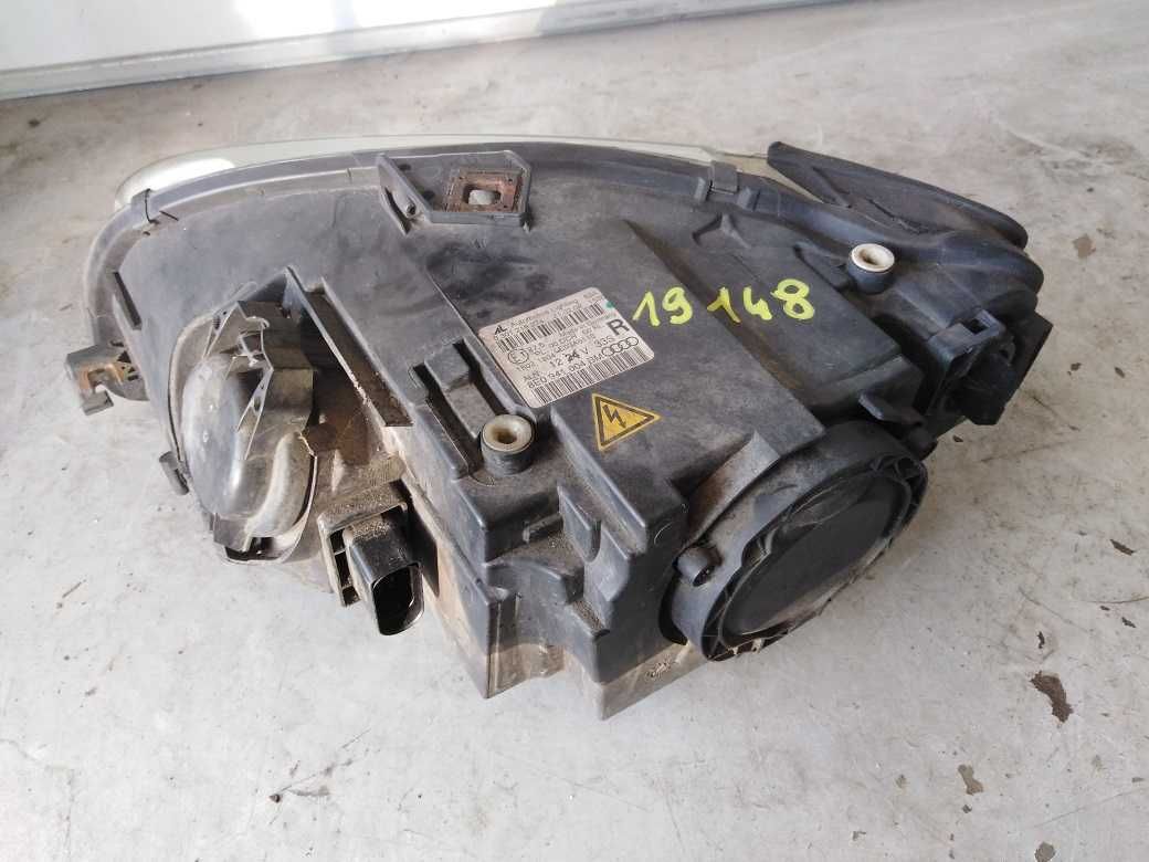 Audi A4 B7 S-Line Lampa Przód Prawa Bi Xenon