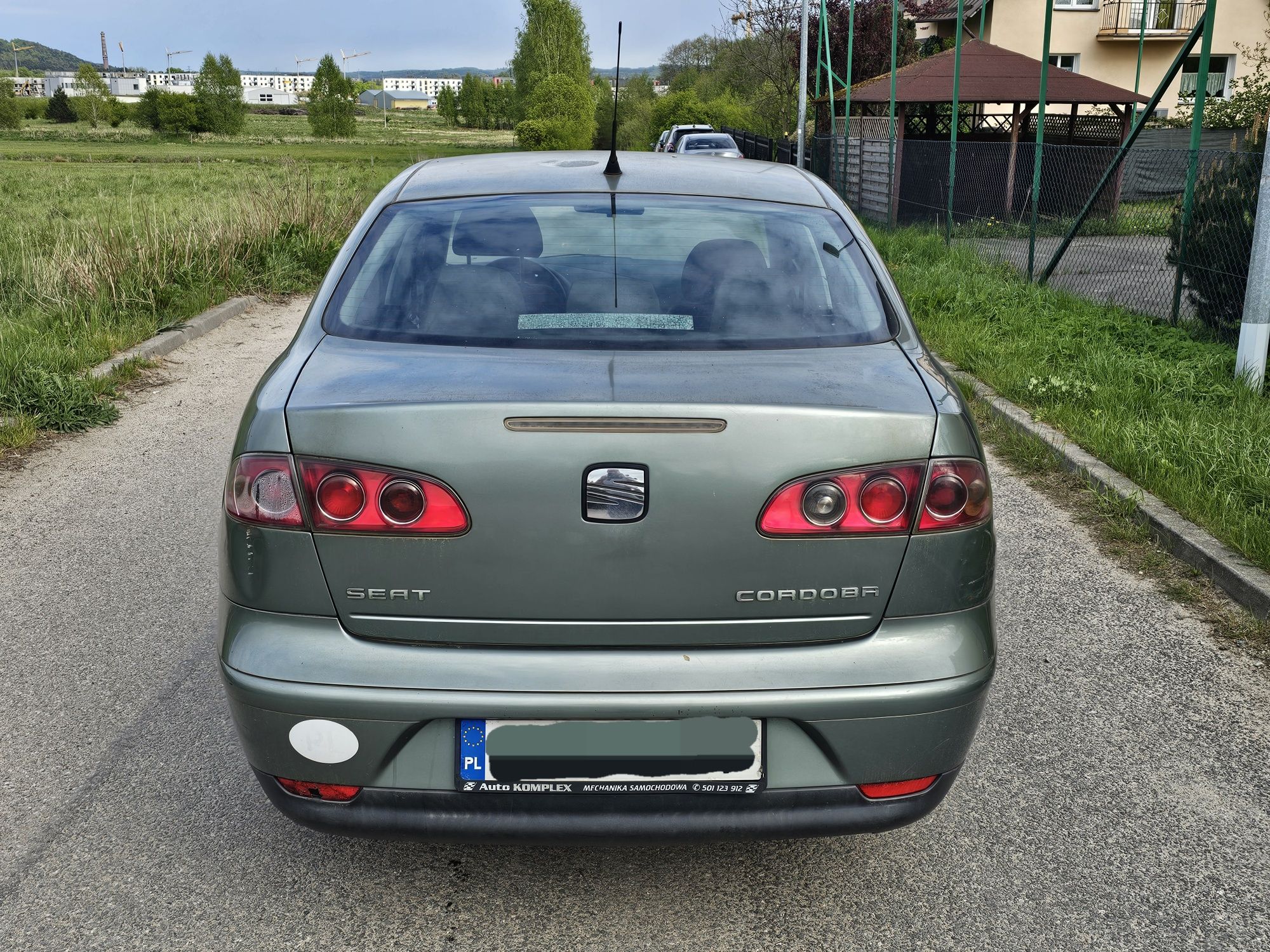 Seat Cordoba 1.6 bez gaz, KLIMAtronic, elektryczne szyby, alufelgi