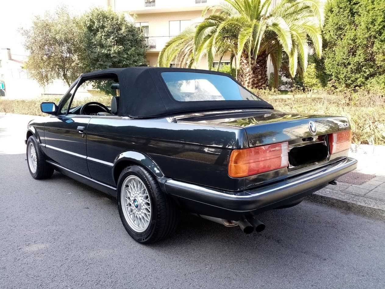 BMW E30 320i Cabrio