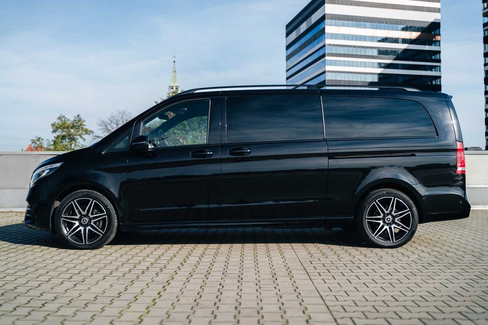 Wynajem Mercedes V klasa 300d Extra Long - wypożyczalnia samochodów