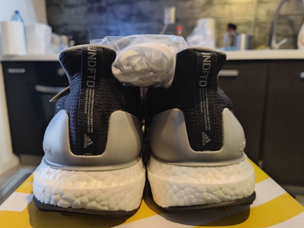 Adidas ultraboost x undefeated r. 46 2/6