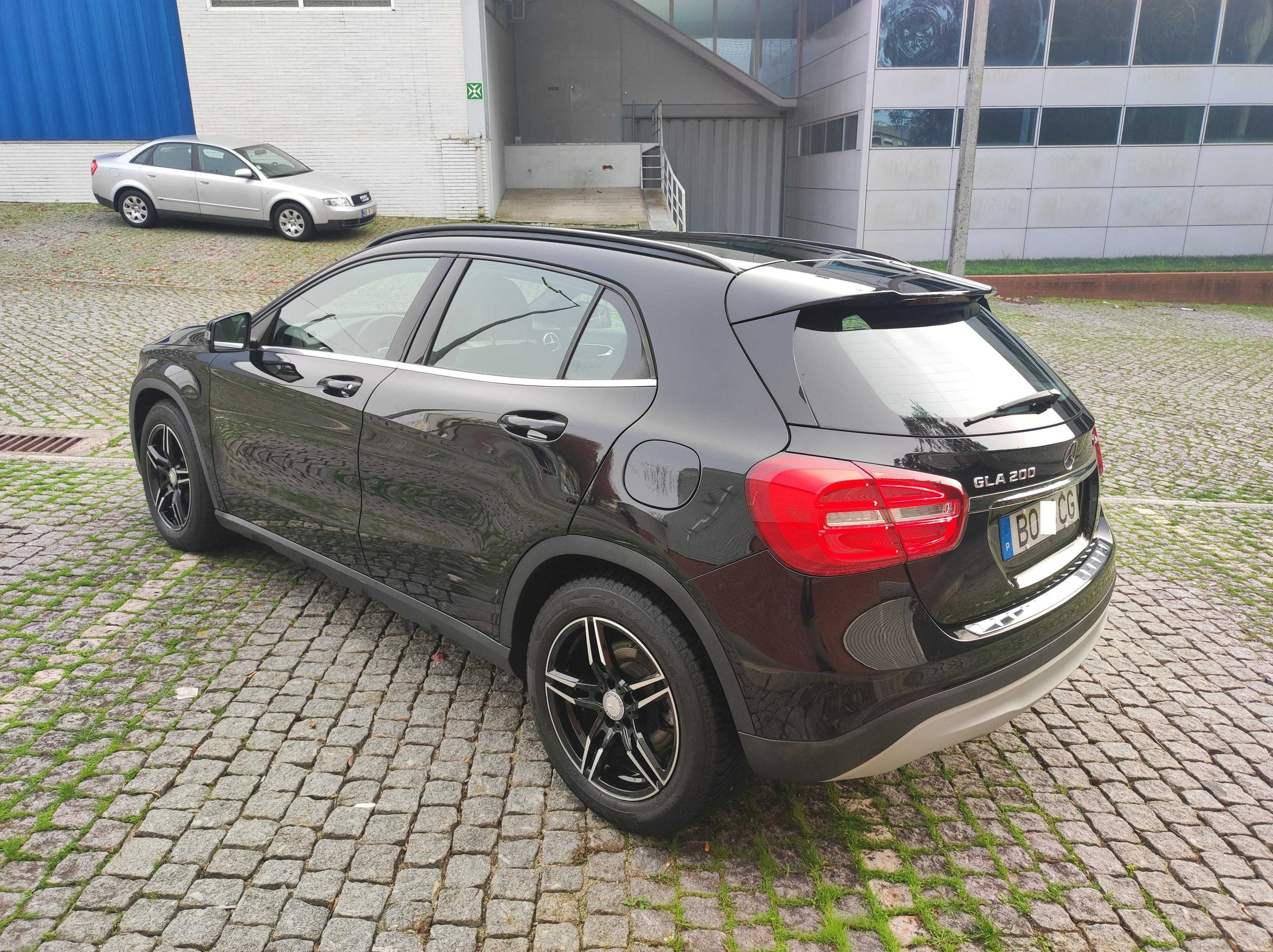 MERCEDES Gla 200 Cdi