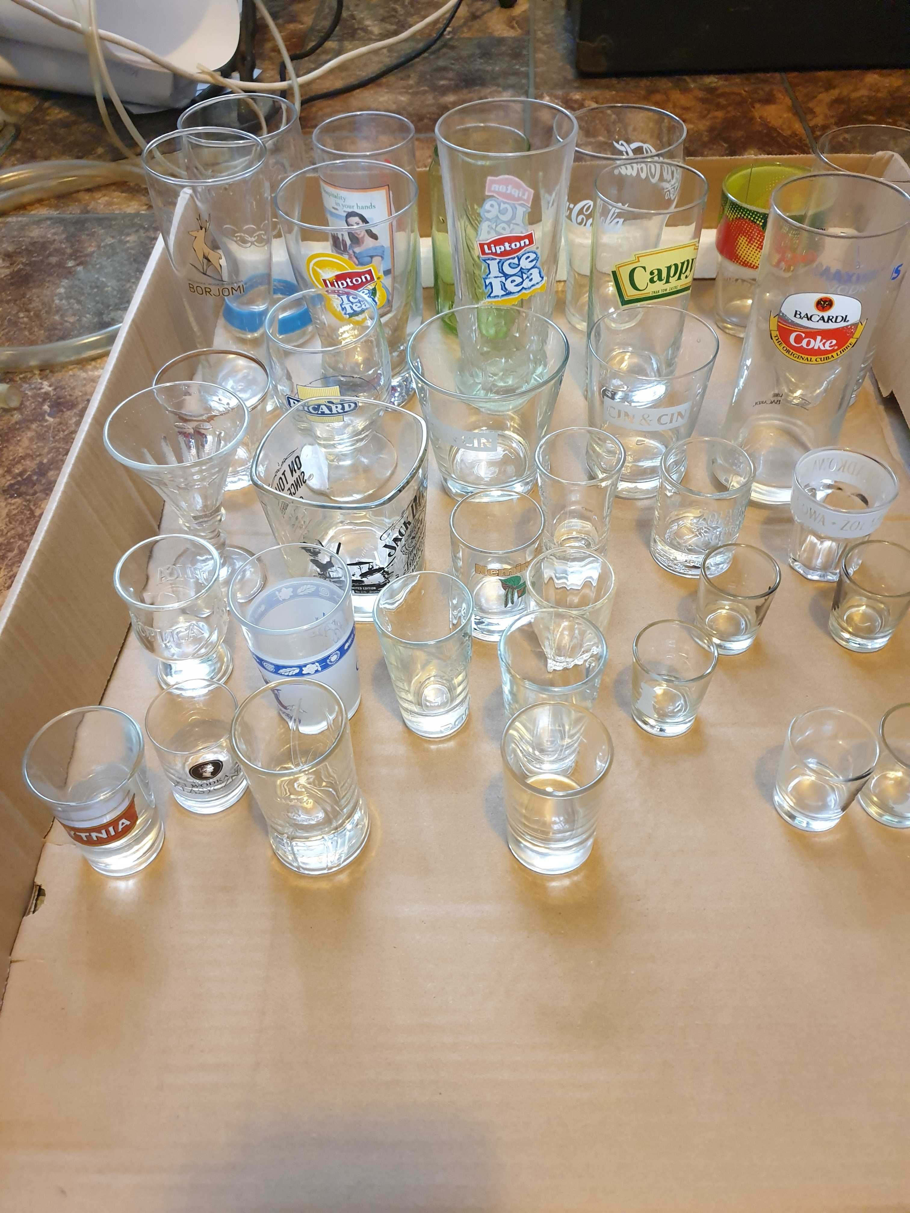Szklanki, pokale, kieliszki do piwa, zagraniczne, różne.