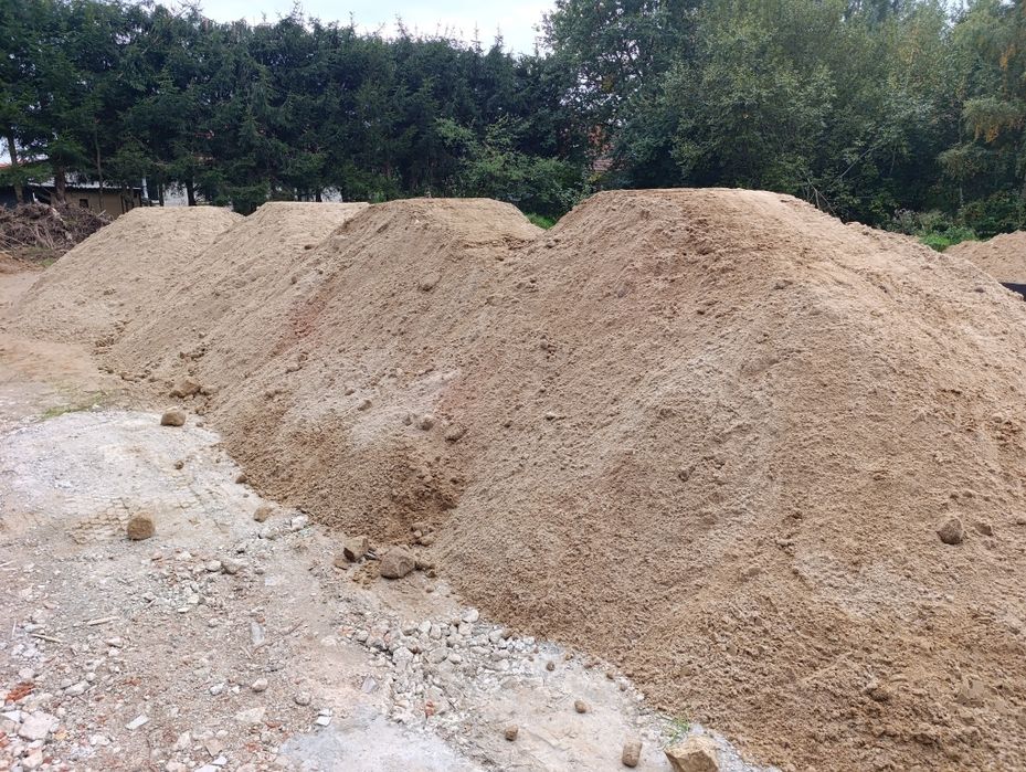 Piach piasek zasypowy - transport do 26 ton oraz sprzedaż