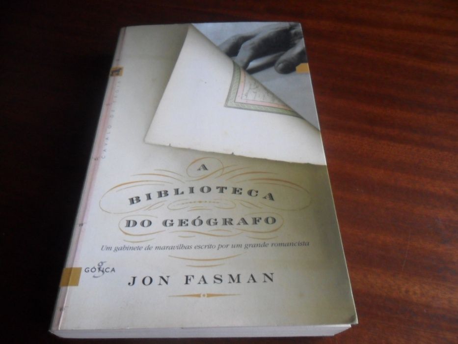 "A Biblioteca do Geógrafo" de Jon Fasman