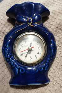 Zegar   PRL vintage retro, wysokość 14 cm