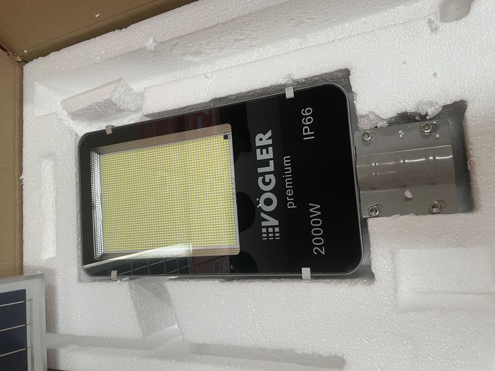 Lampa Solarna PREMIUM Uliczna VÖGLER GmBh wersja 2000W, latarnia