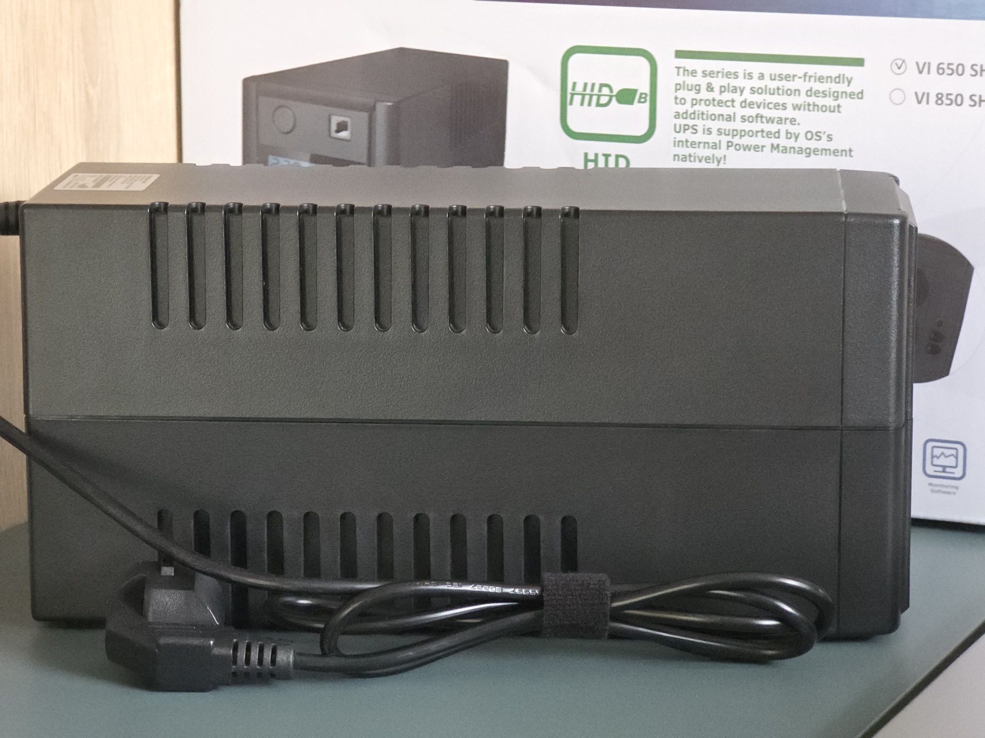 UPS PowerWalker VI-650 SHL, jak nowy, 14 mies. gwarancji