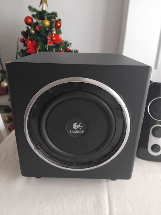 Caixa de som logitech