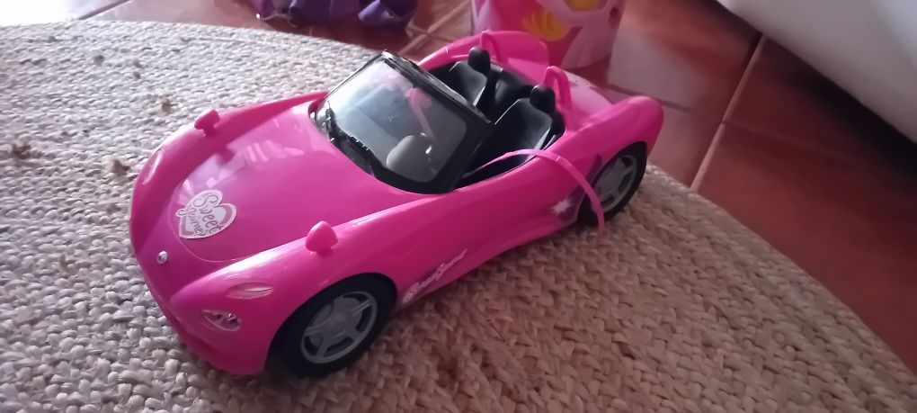Carro da Barbie como novo