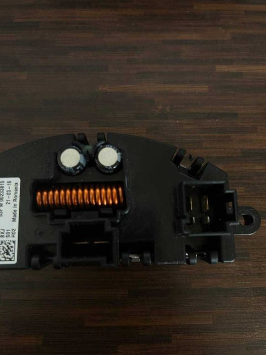 VAG реле-регулятор вентилятору