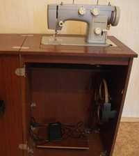 Швейная машина Чайка-142 с ножным приводом