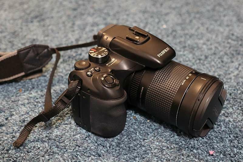 Fujifilm FinePix S100FS