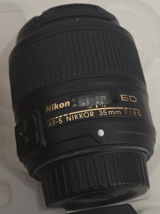 Objetiva NIKON 35mm f/1.8 AF-S G ED (Full-Frame)