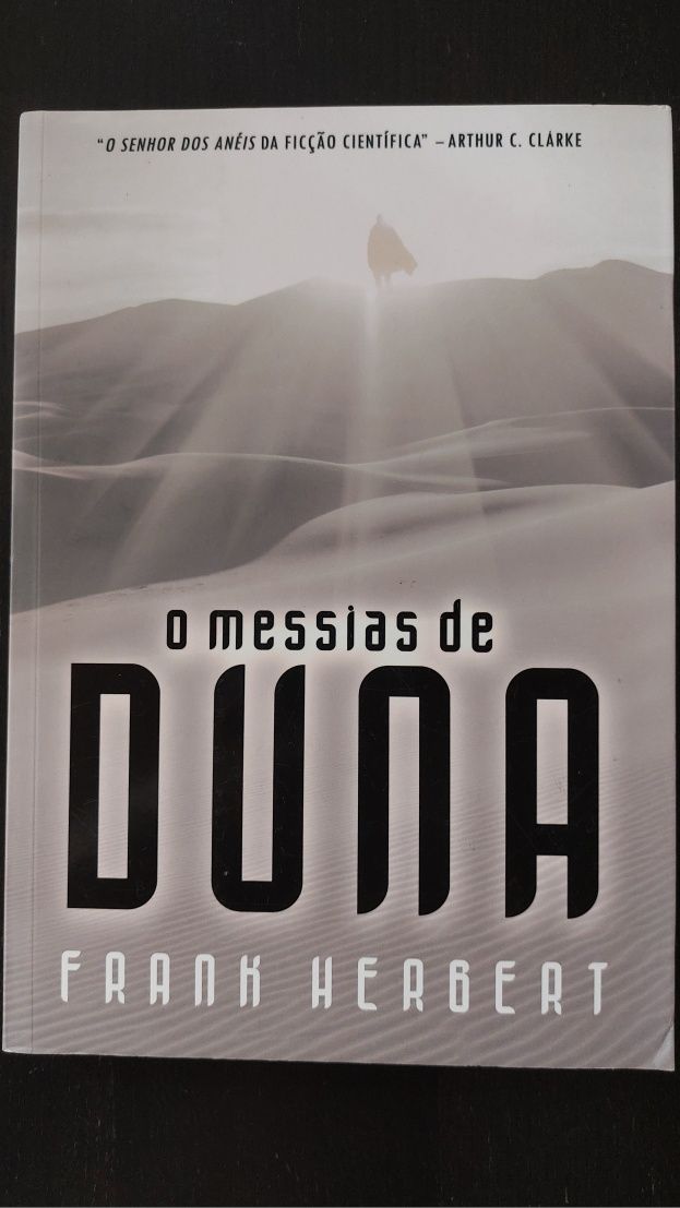 Livros de Fantasia e Ficção Científica (portes incluídos)