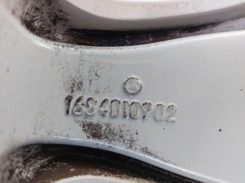 Оригінальні легкосплавні диски R16 мерседес  Aклас