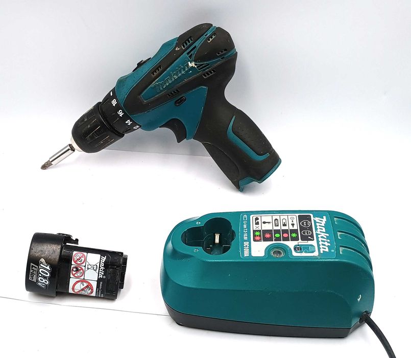 Wkrętarka Makita DF330D+ Akumulator 10,8V+ Ładowarka DC10WA