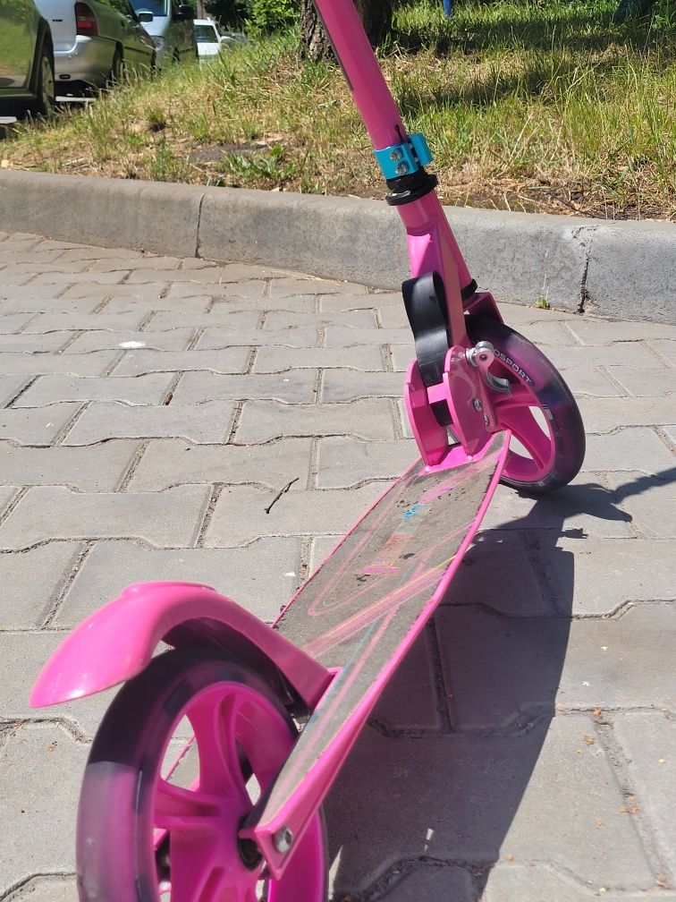 Самокат Amigosport.