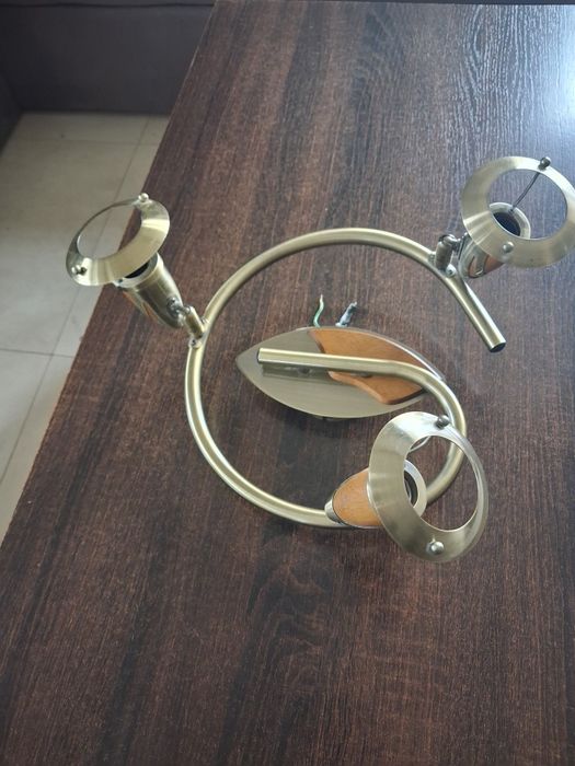 Żyrandol brązowo złoty