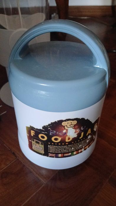 Marmitas pequena e grande