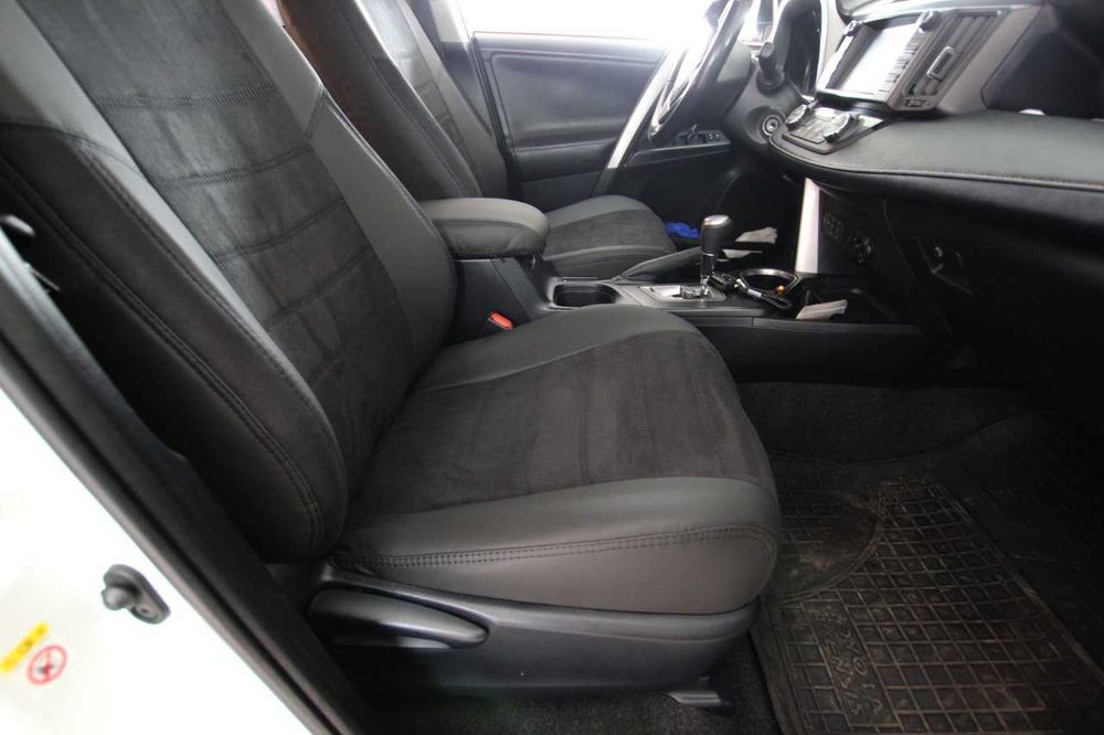 Авточехлы Toyota RAV4 (2012-2015) Экокожа Модельные Новые EMC-ELEGANT