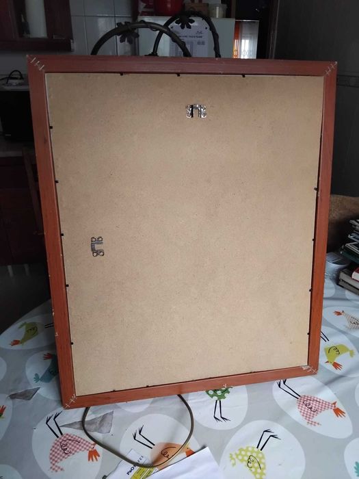 Pintura com moldura de madeira e vidro, assinado