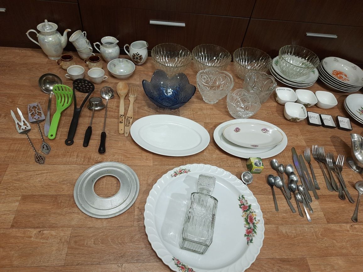 половник черпак тарелки миски салатницы вазы фруктовницы