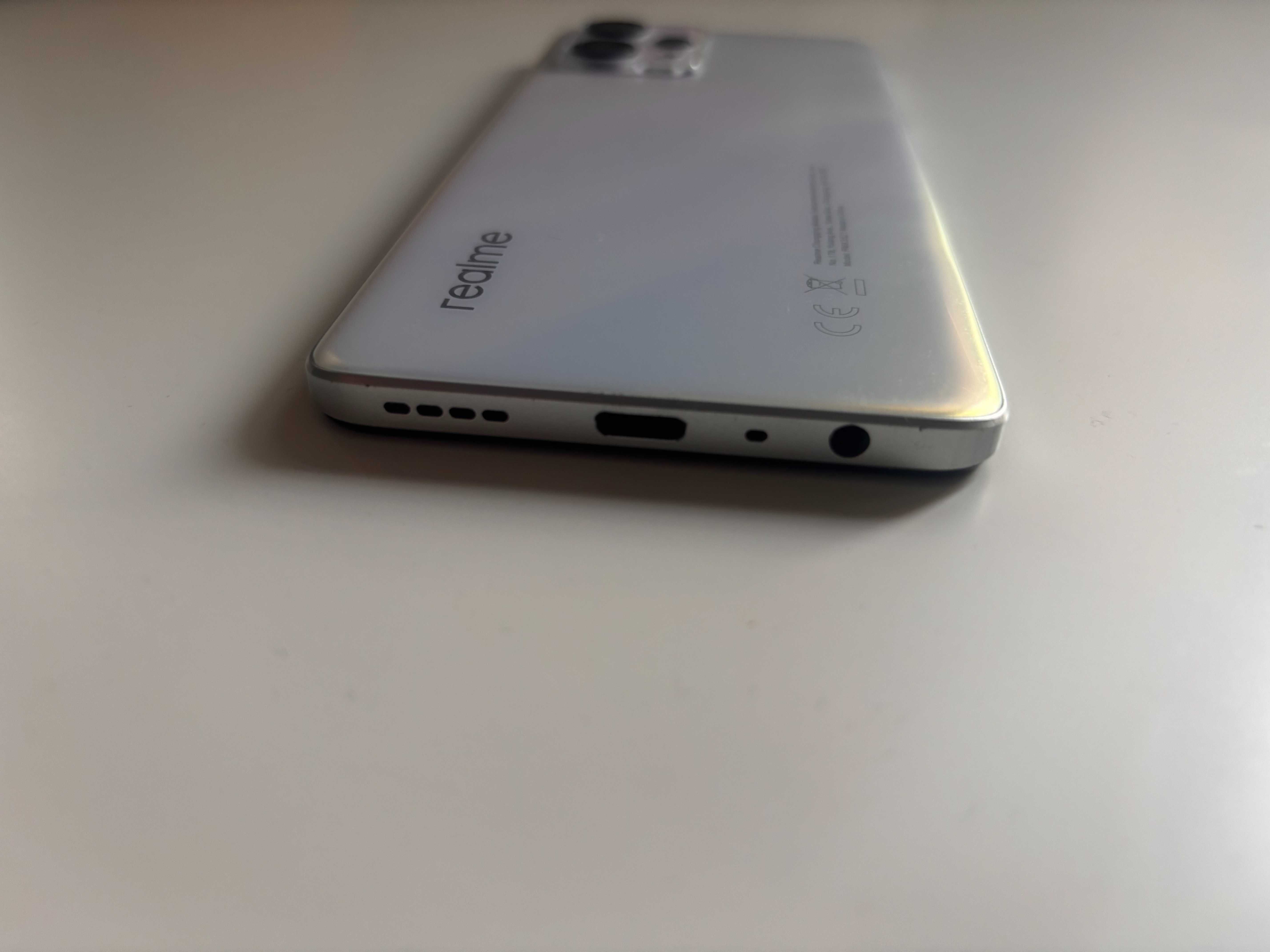 Realme 9 6GB / 128GB DualSim w kolorze Stargaze White