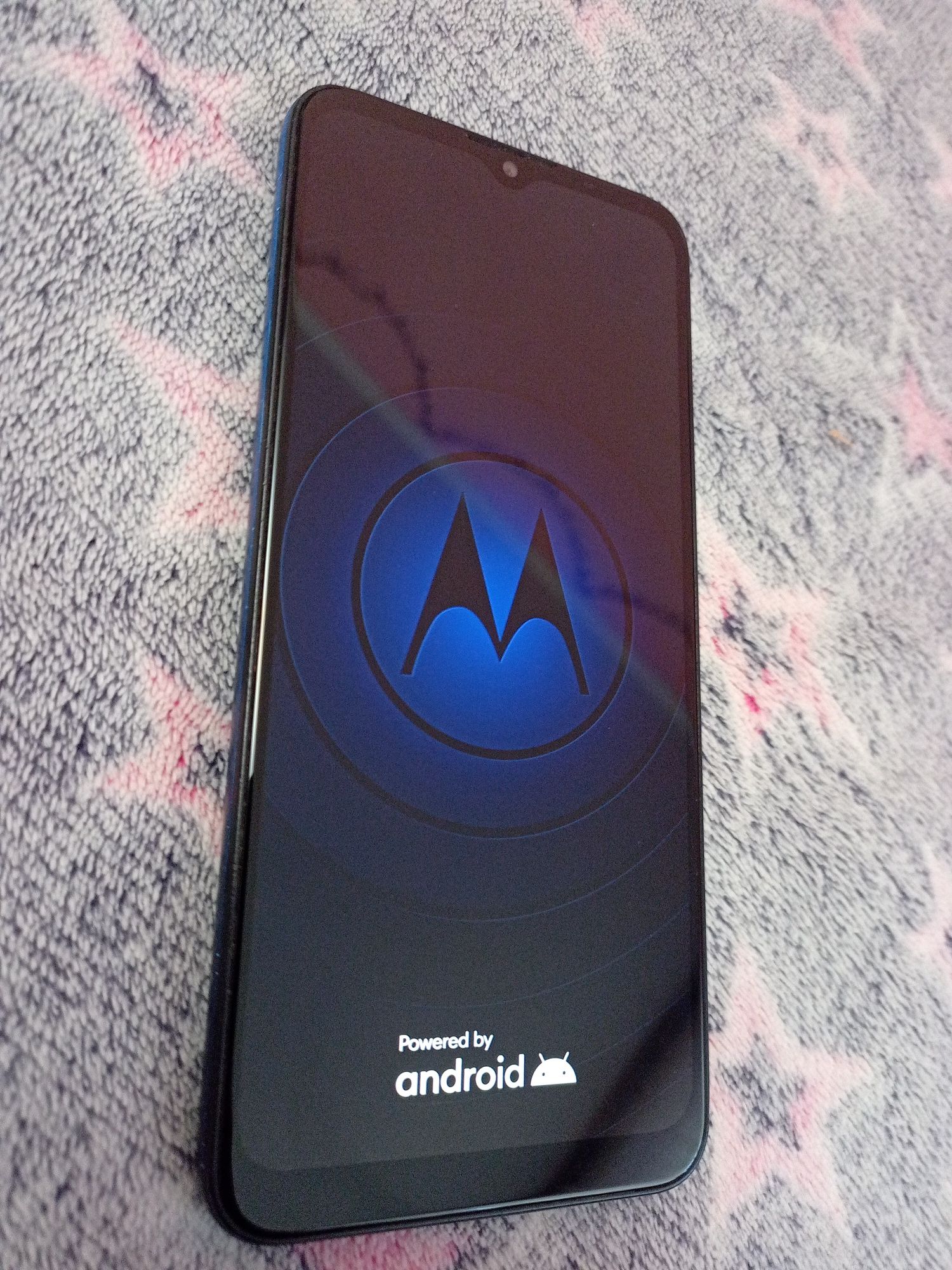 Moto E 7 plus 4/64 на запчастини або відновлення