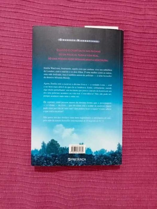 Livro: A Mentirosa de Claire Douglas