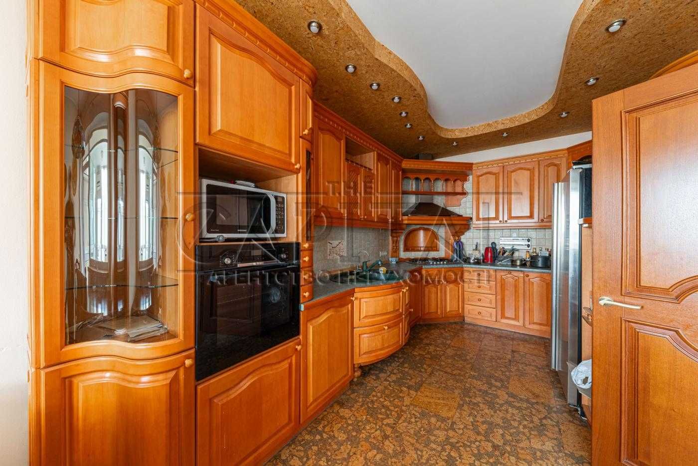 Продажа дома, Соломенка