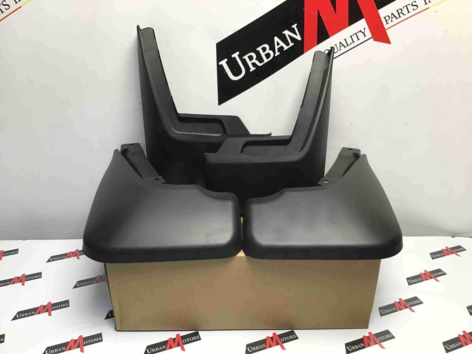 Комплект НОВИХ бризговиків Range Rover Velar L560 перед зад VPLYP0319