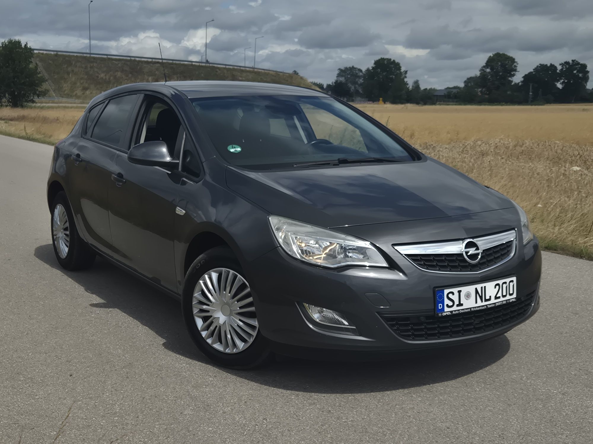 Opel Astra J 1.4 T Turbo 140KM 2012r Hatchback z Niemiec