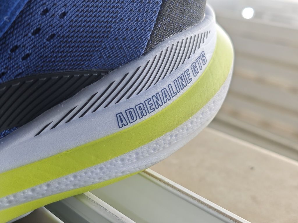 Brooks Adrenaline GTS 24