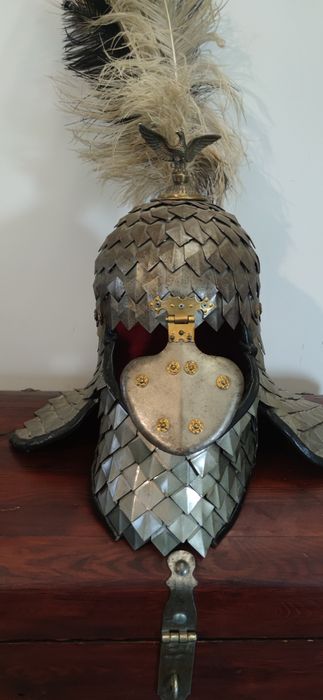 Szyszak hełm husarski luskowy karacena hełm Jana III Sobieskiego pióro