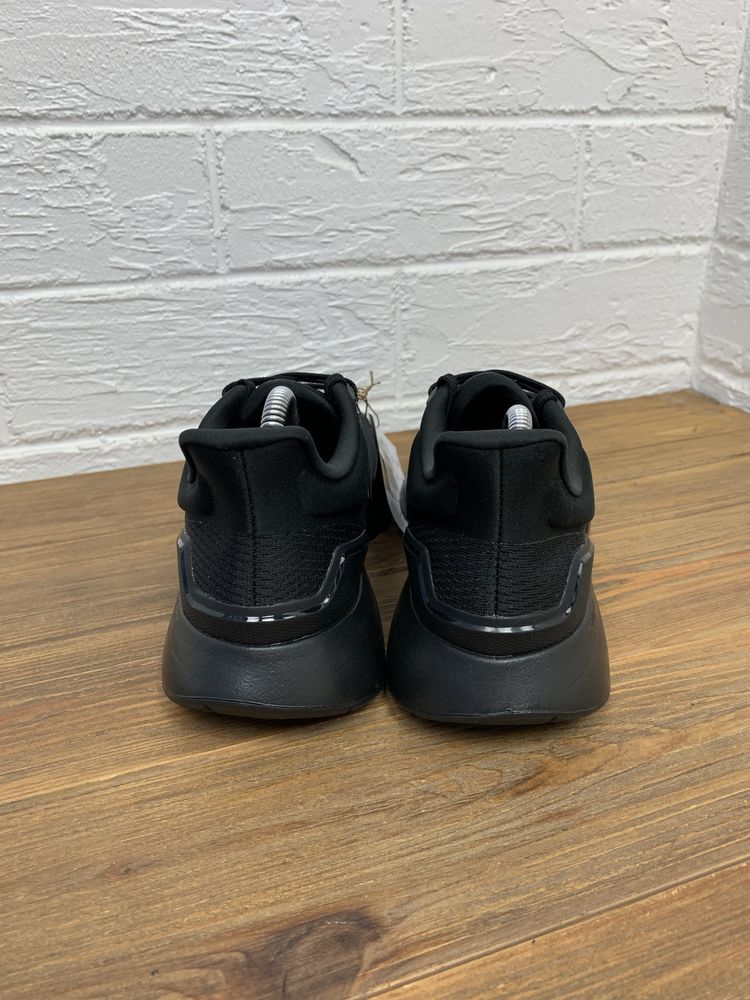 Чоловічі кросівки Adidas EQ21 оригінал нові в коробці чорні