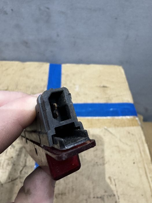 Дополнительный стоп сигнал Audi A6 C5