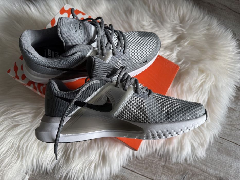 Nike Renew Fusion US 10, 28,5 см чоловічі кросівки для тренувань