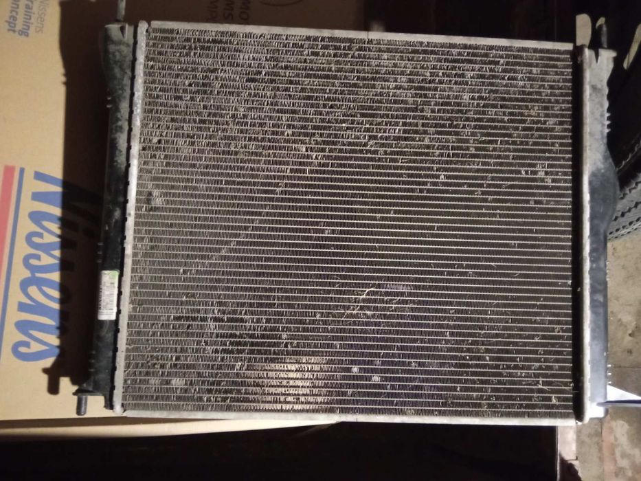 Радіатор Рено логан