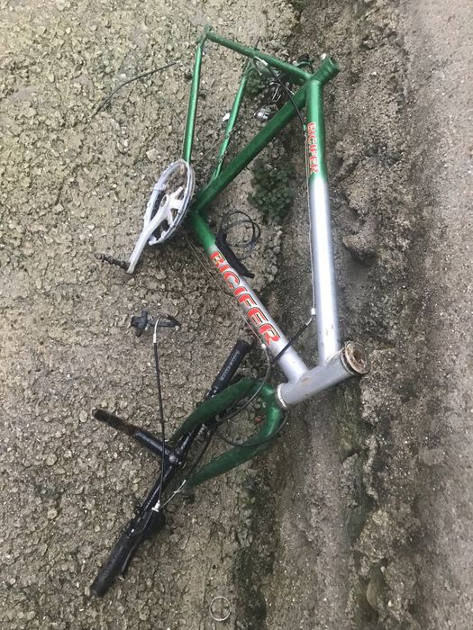 Vendo quadro de bicicleta