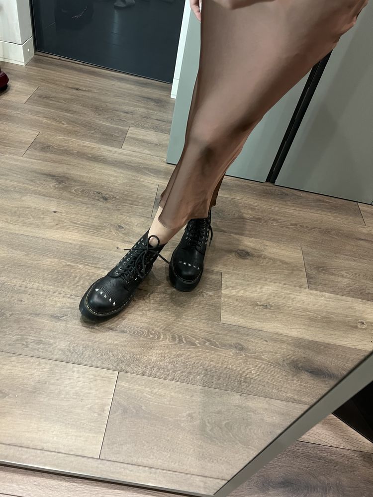 Новые оригинальные женские ботинки Dr. Martens