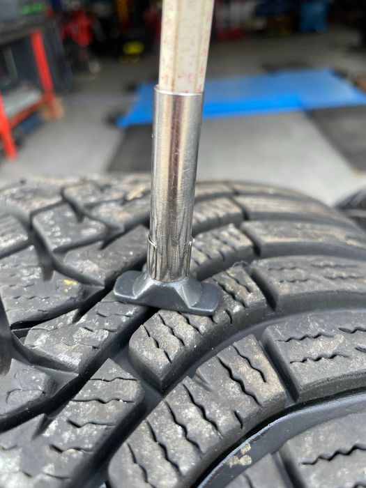 Okazja opony zimowe 235/50R19 Falken EUROWINTER HS01 SUV 8mm