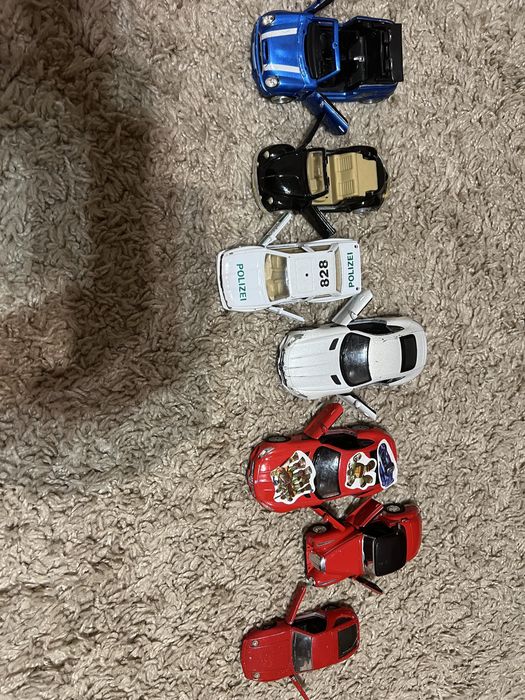 Машинки модельки